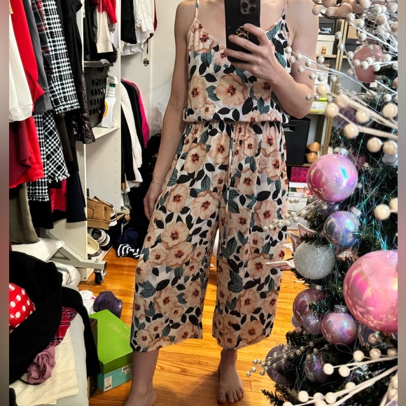 Show Me Your Mumu Margaux Playsuit – Steel Magnolia Print, Size Small - Picture 9 of 9